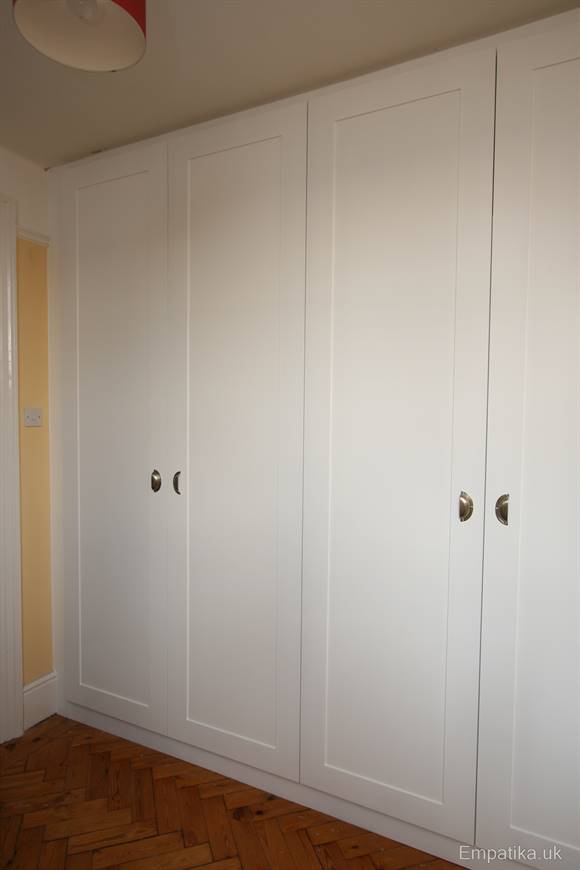 Shaker Style Doors See examples of Shaker doors