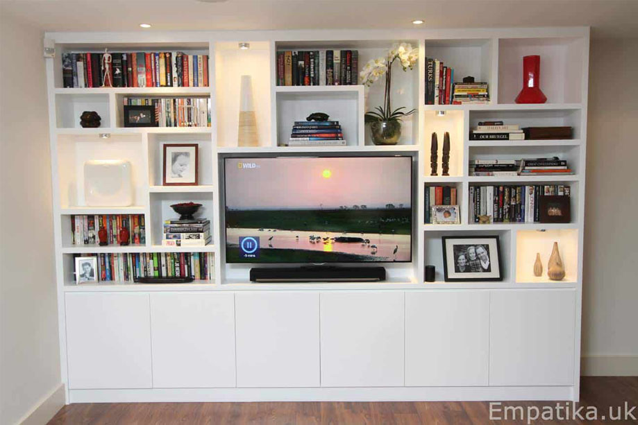 Random shelf media unit Empatika